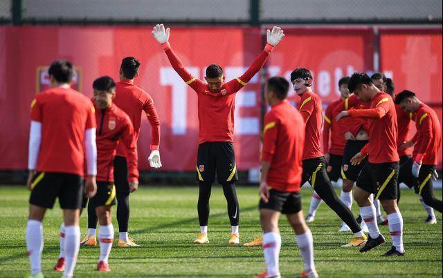 360直播-国足本月中上海展开集训 归化球员可全员到位？